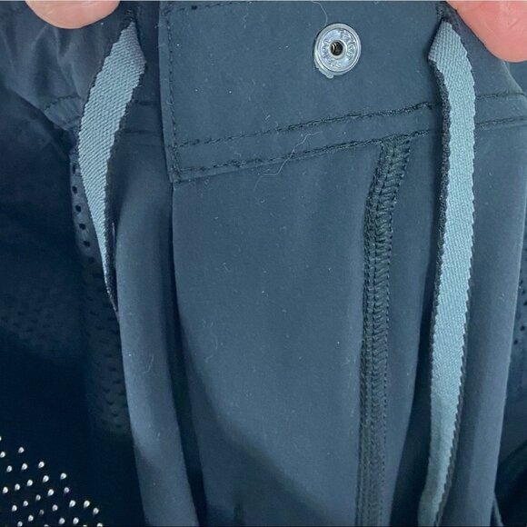 NEW Mack Weldon Performance Technical Shorts Black Size XXL Laser Ventilation - Picture 7 of 10